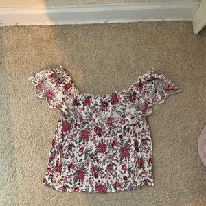 American Eagle Cropped off the shoulder